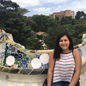 Meet your Posher, Valeria